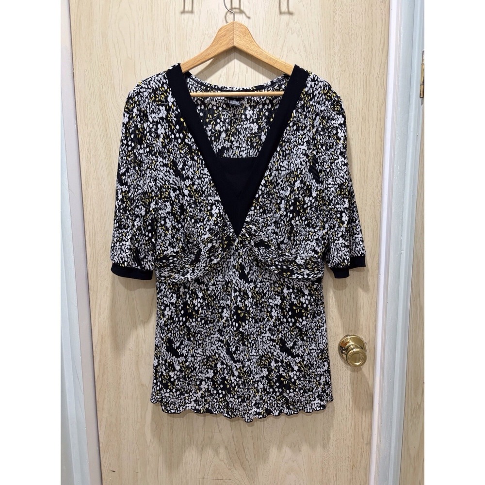 BAY STUDIO Plus Size 1X Pleated Blouse Black, White and Yellow Print